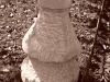 Pion, sculptură în campusul Universității din Petroșani